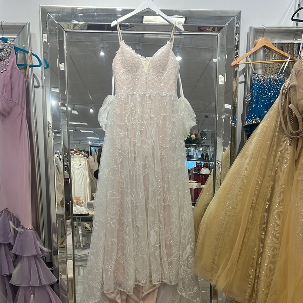 Bridal gown ny madi lane 10 new